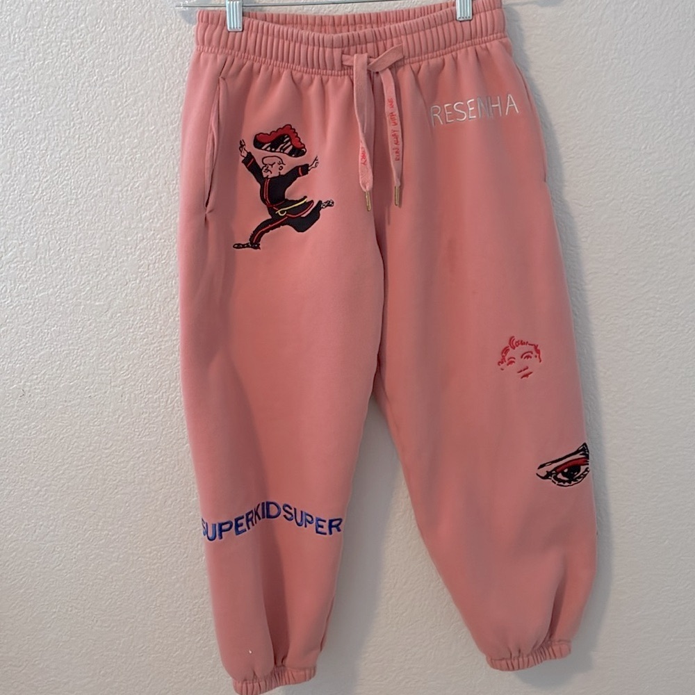 KidSuper Studios Logo Pink Sweatshirt and Sweatpants, with Embroidered Motif - Picture 1 of 16